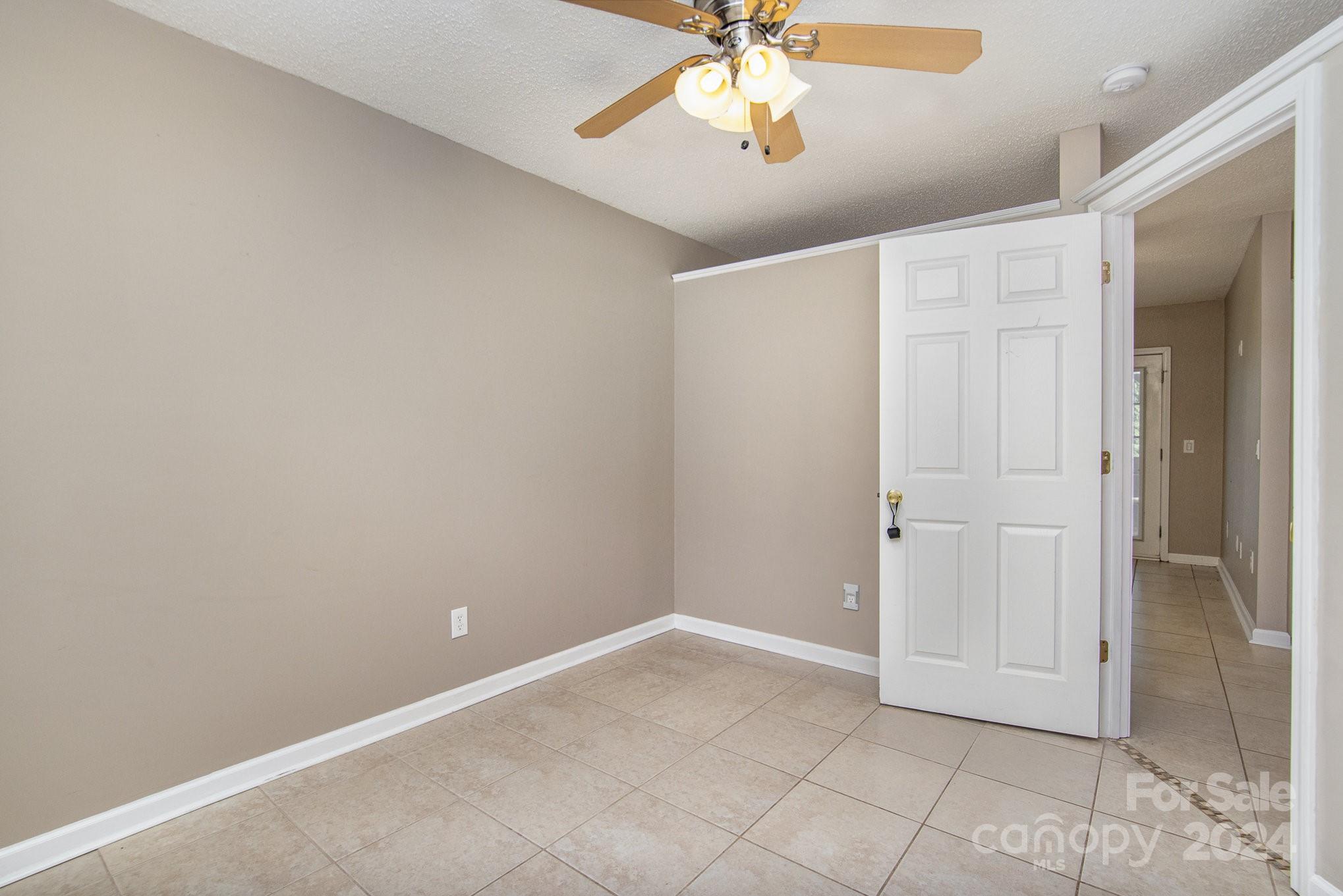162 Rapids Run Morganton, NC 28655 - Photo 23 of 31 Gallery Image 23