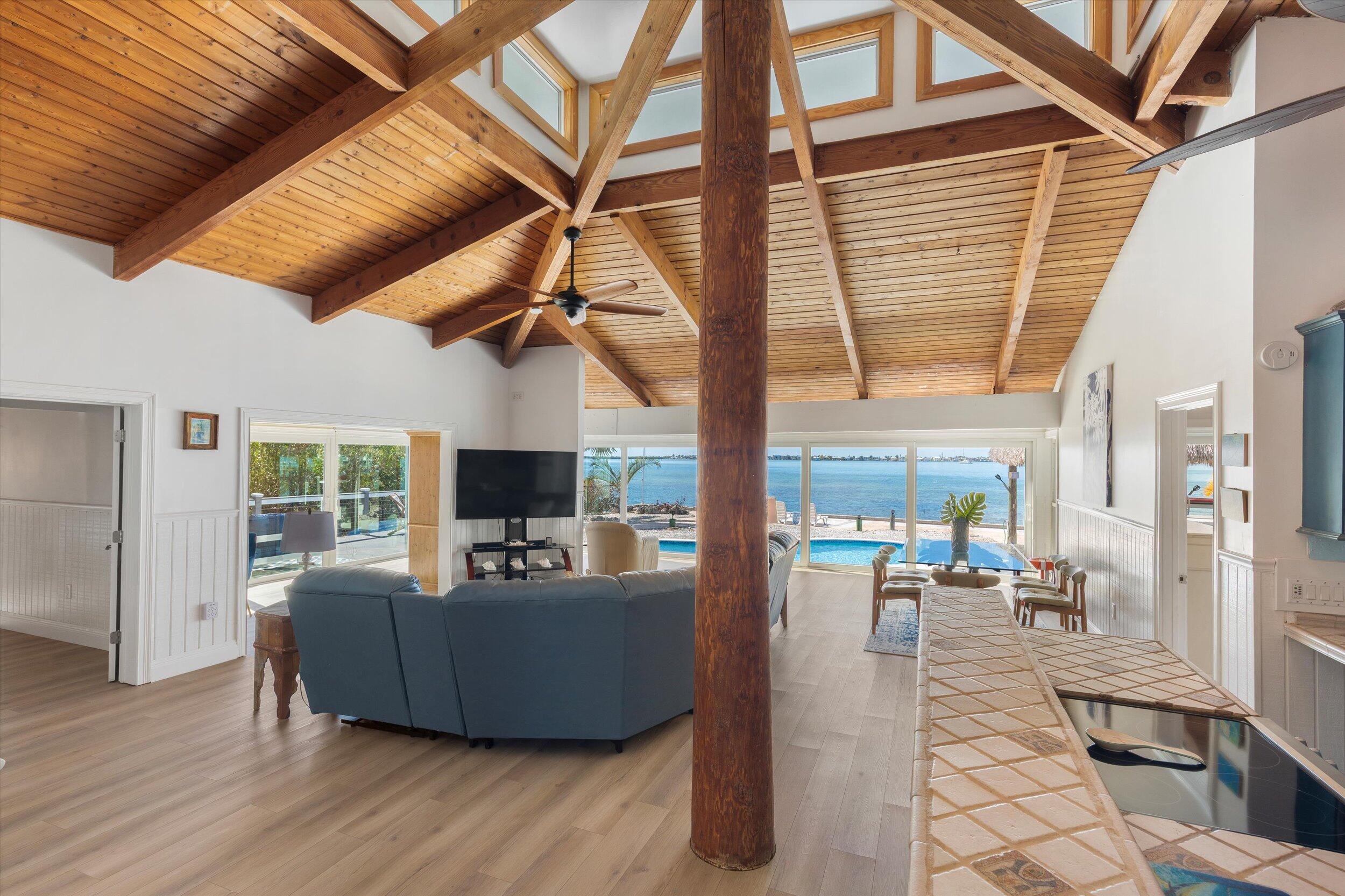 29581 Richard Road Big Pine Key, FL 33043 - Photo 16 of 78 Living Room