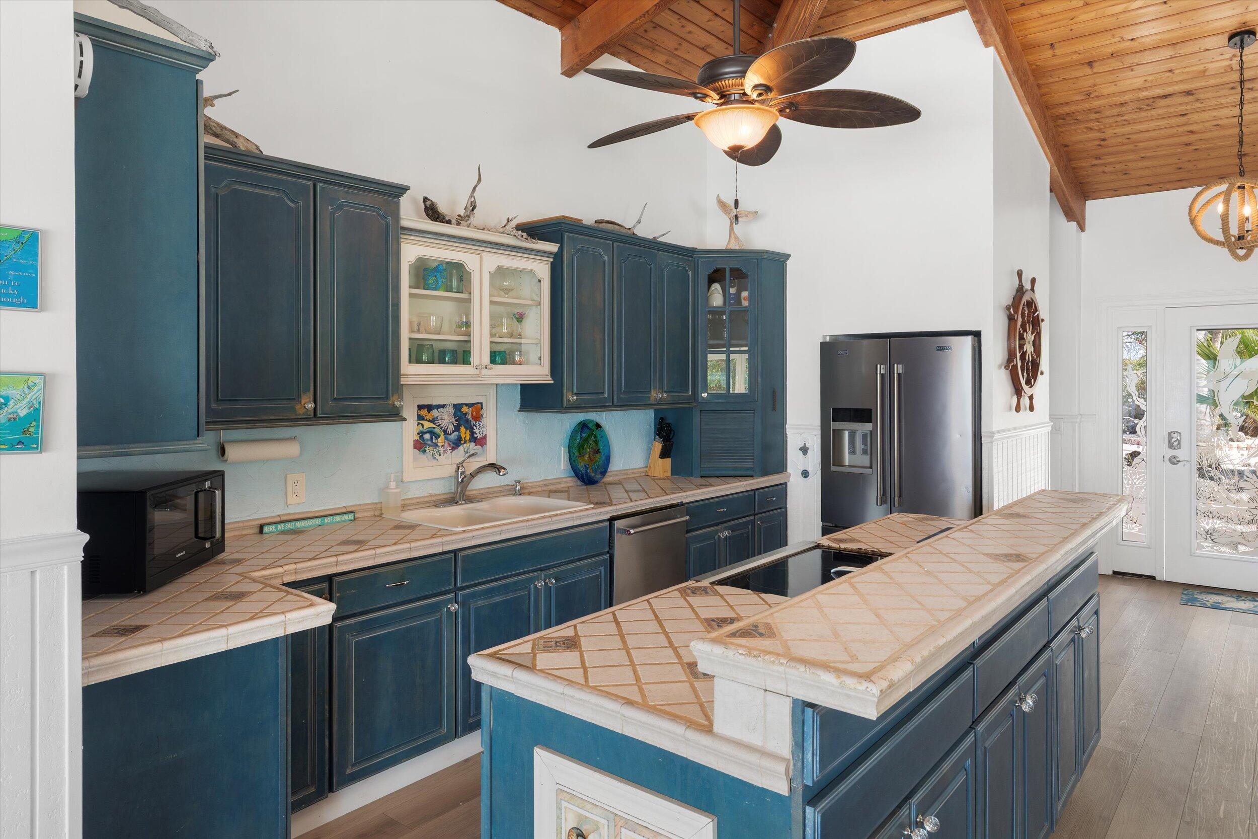 29581 Richard Road Big Pine Key, FL 33043 - Photo 21 of 78 Kitchen