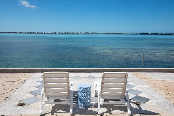 $2,900,000 | 29581 Richard Road, Big Pine Key, FL 33043