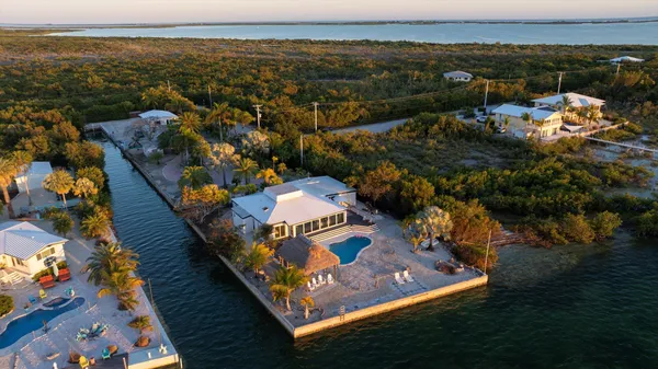 $2,900,000 | 29581 Richard Road, Big Pine Key, FL 33043