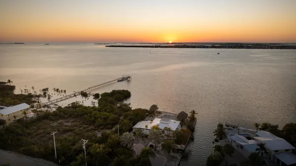 $2,900,000 | 29581 Richard Road, Big Pine Key, FL 33043