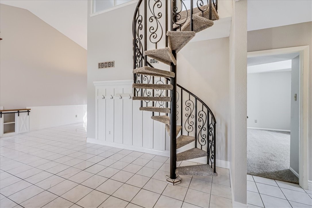 2938 River Crest Road Corpus Christi, TX 78415 - Photo 3 of 39 a view of entryway