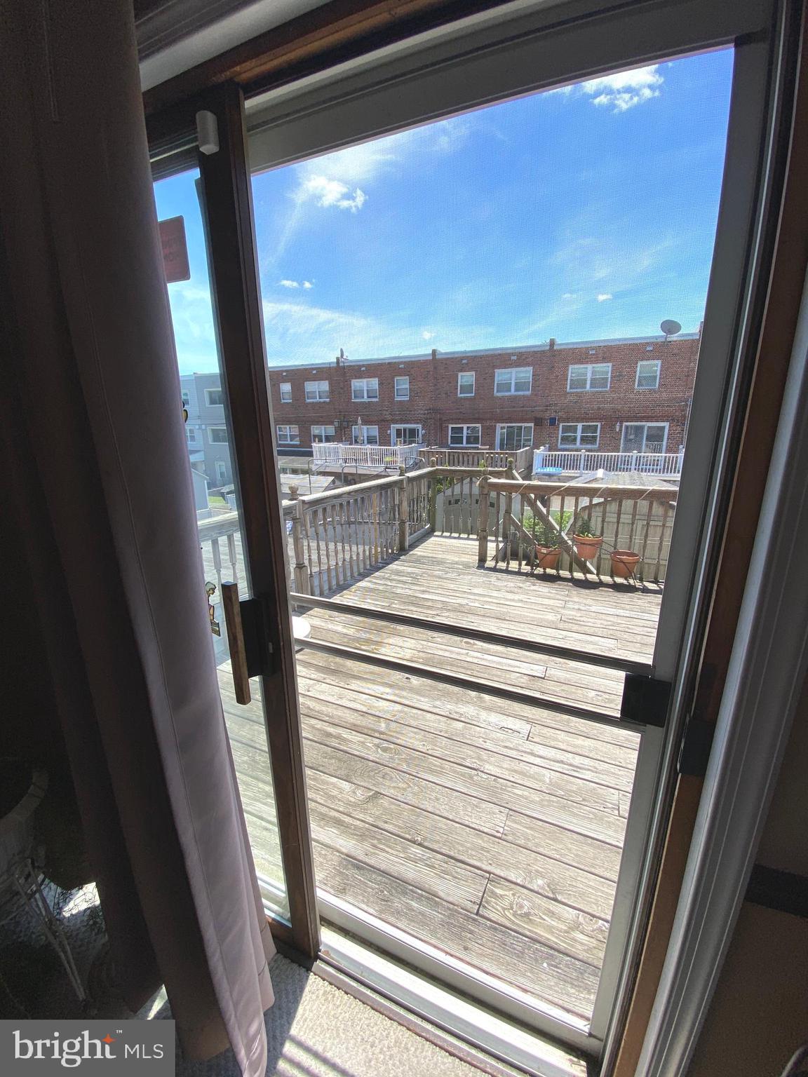 12725 Medford Road Philadelphia, PA 19154 - Photo 8 of 21 SLIDERS TO REAR DECK