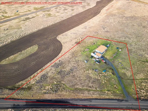 $310,000 | 261 Hardy Road, Lamont, WA 99017