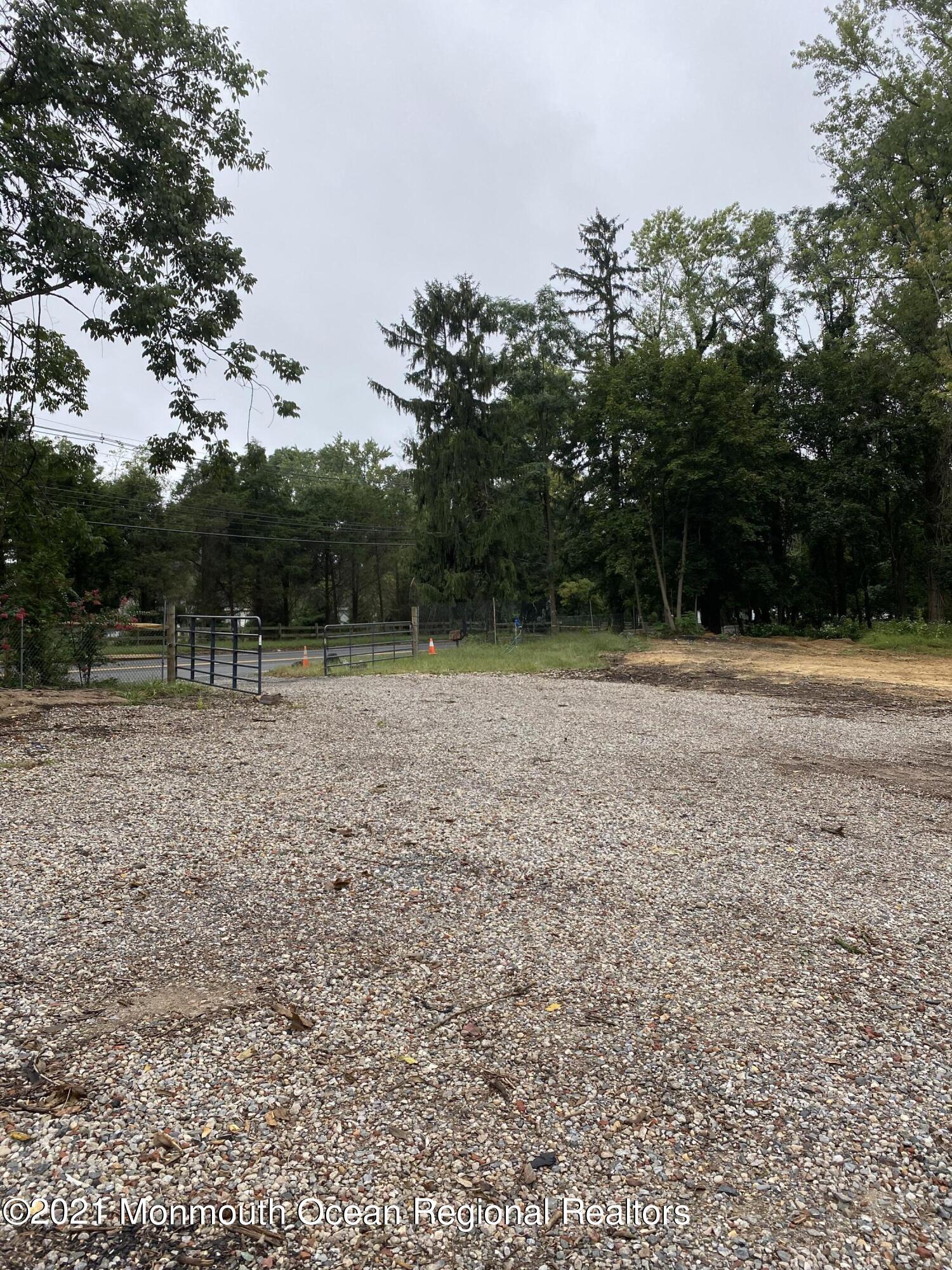 490 Red Hill Road Middletown, NJ 07748 - Photo 2 of 6 IMG-7005