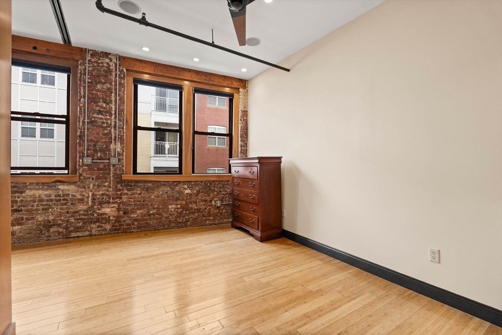 27 Fayette Street, Unit 302 Beverly, MA 01915 - Photo 21 of 24