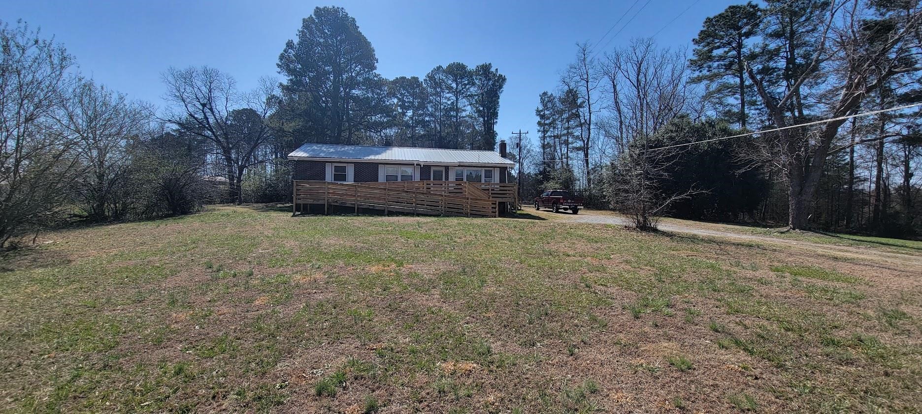 136 Blackwell Road Blacksburg, SC 29702 - Photo 1 of 19 Gallery Image 1