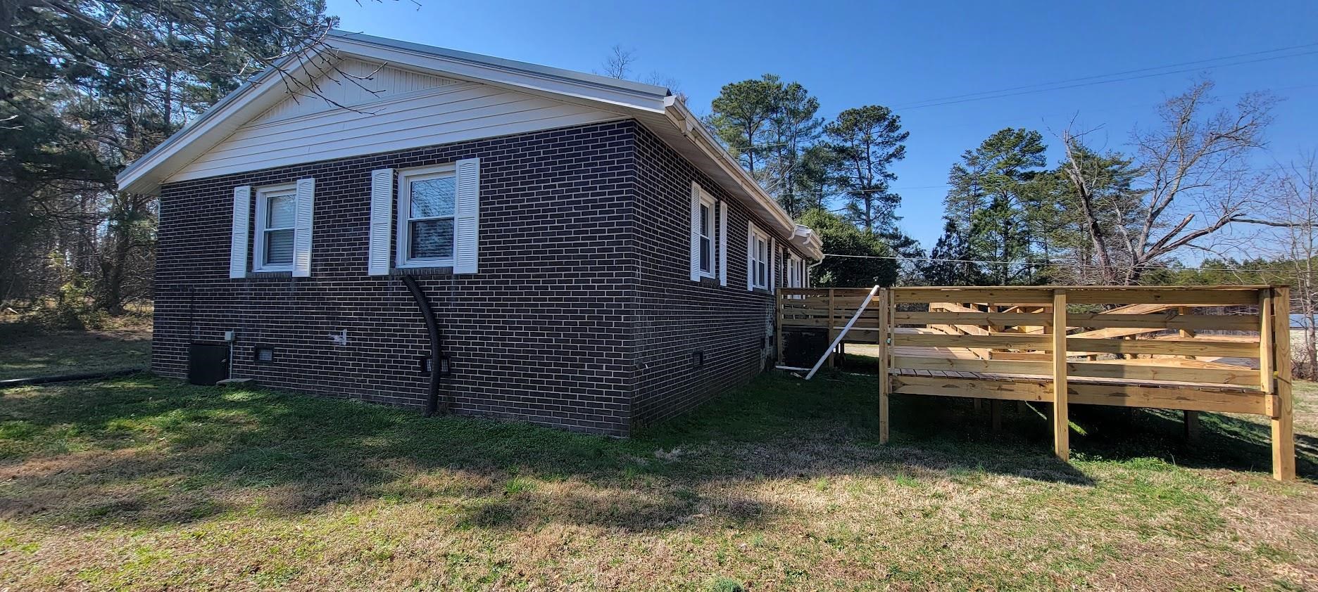 136 Blackwell Road Blacksburg, SC 29702 - Photo 3 of 19 Gallery Image 3