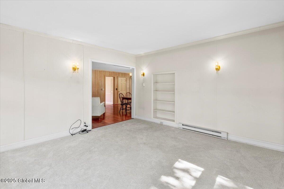 8 Harding Street Albany, NY 12208 - Photo 18 of 36 15-MW2_4528