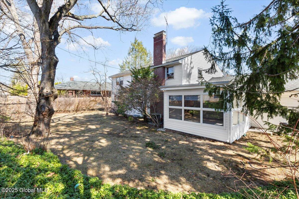 8 Harding Street Albany, NY 12208 - Photo 33 of 36 06-MW2_4481