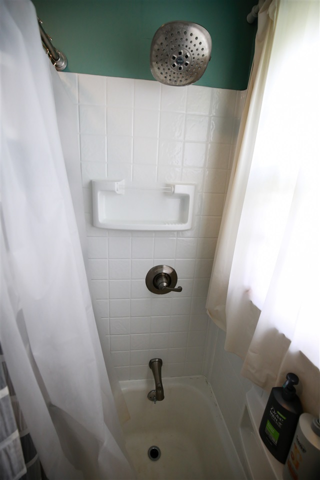 1724 Reed Road Fort Wayne, IN 46815 - Photo 14 of 17 Gallery Image 14
