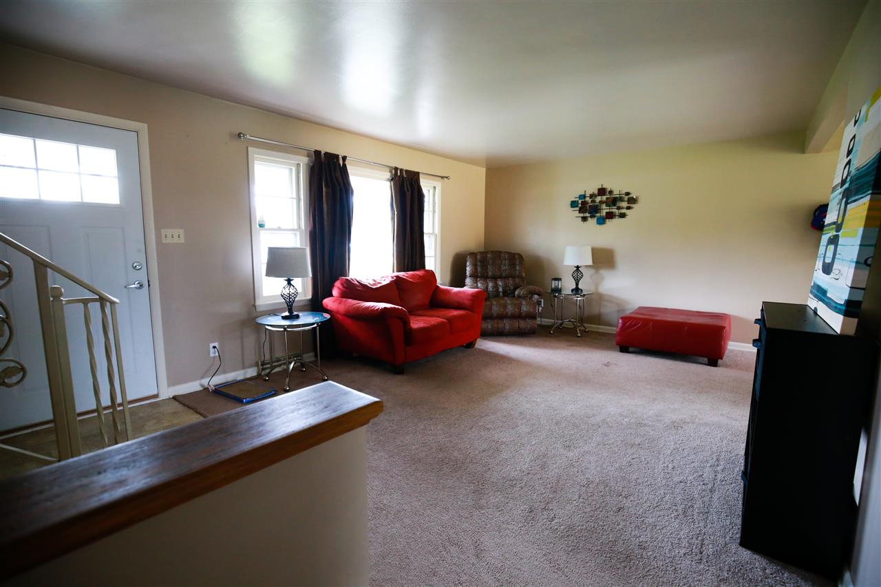 1724 Reed Road Fort Wayne, IN 46815 - Photo 3 of 17 Gallery Image 3