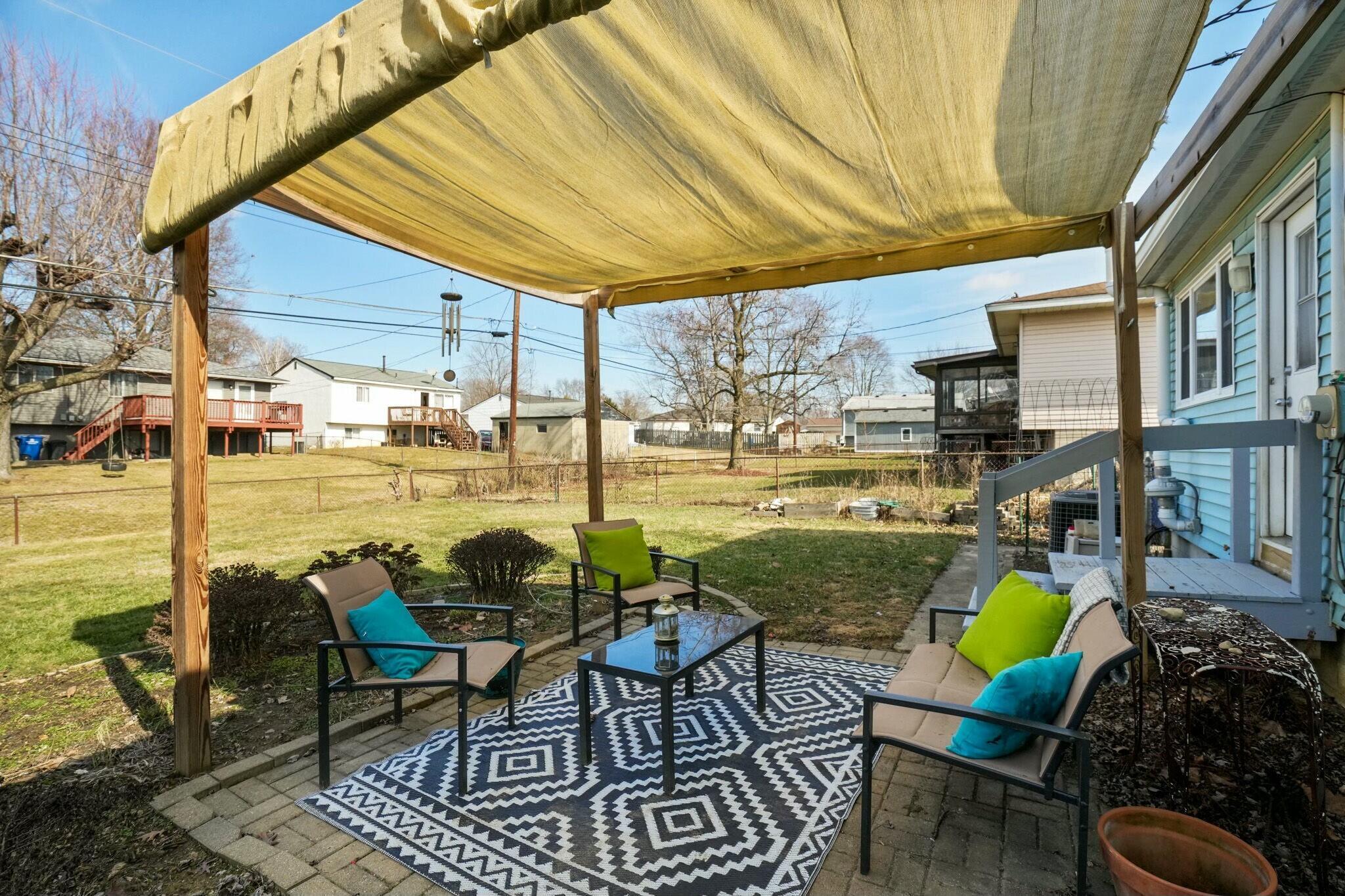 3510 Dempsey Road Westerville, OH 43081 - Photo 35 of 39 Enjoy Summer on the Patio
