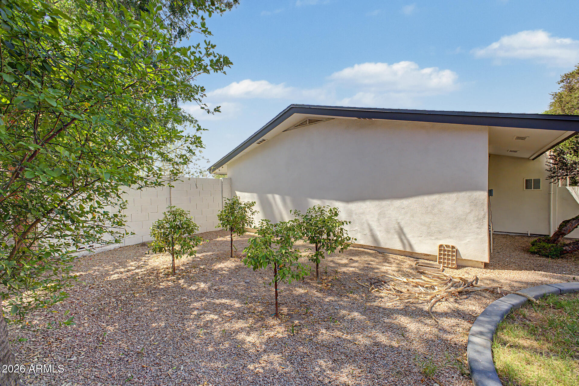 702 West Rose Lane Phoenix, AZ 85013 - Photo 42 of 43 33 - Rose