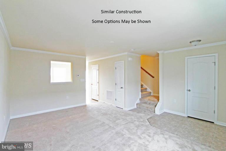 0 Ran Rue Drive Martinsburg, WV 25403 - Photo 4 of 27 Living Room