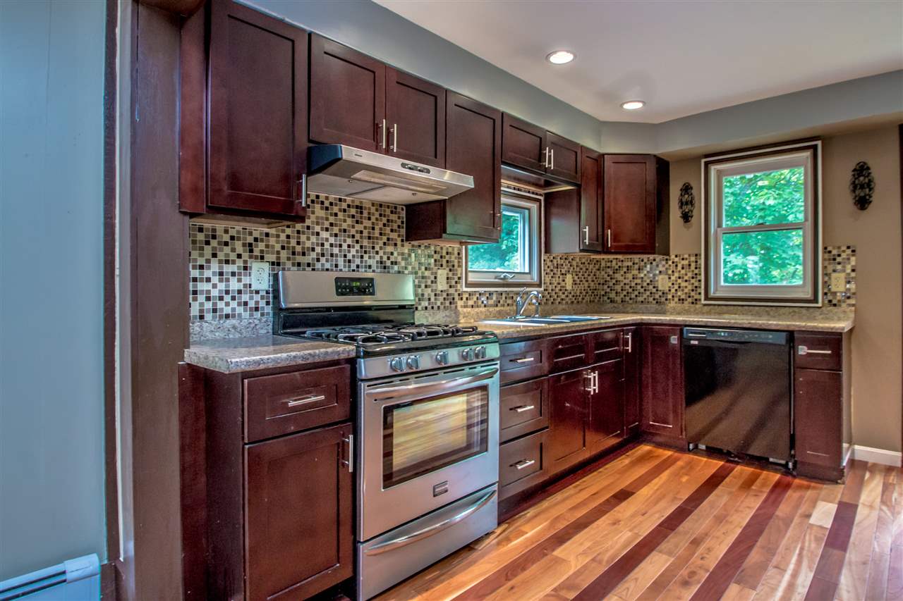 284 Kearsarge Road Conway, NH 03860 - Photo 2 of 19