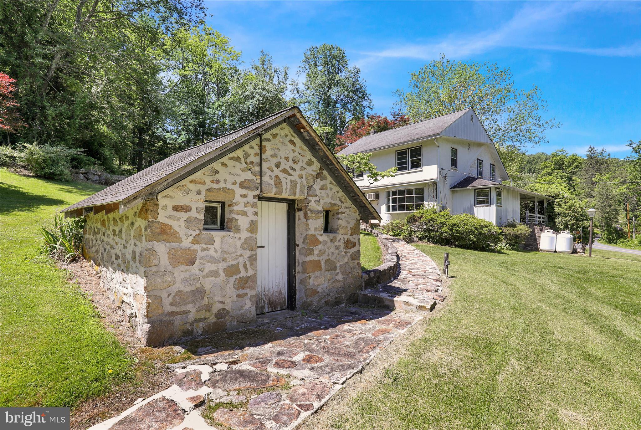 32 Furnace Run Road Boyertown, PA 19512 - Photo 8 of 63 360_1496