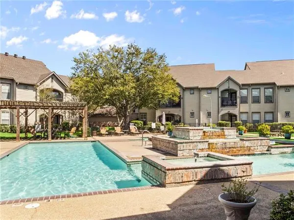 $129,900 | 350 Emerald Forest Boulevard, Unit 27105, Covington, LA 70433