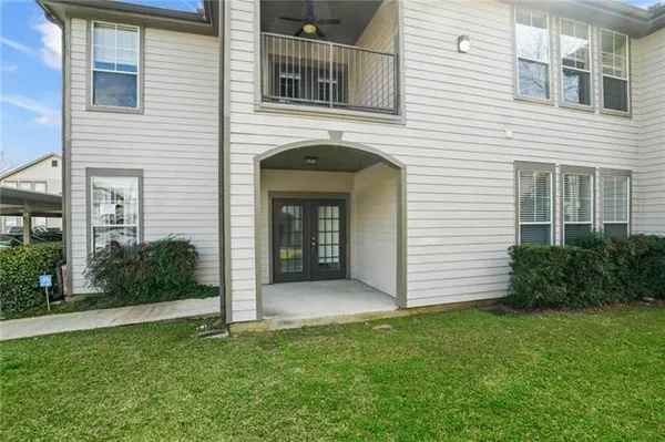 $129,900 | 350 Emerald Forest Boulevard, Unit 27105, Covington, LA 70433