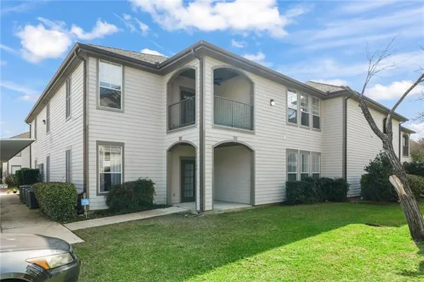 $129,900 | 350 Emerald Forest Boulevard, Unit 27105, Covington, LA 70433