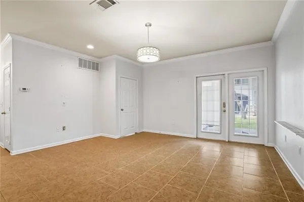 $129,900 | 350 Emerald Forest Boulevard, Unit 27105, Covington, LA 70433