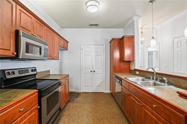 $129,900 | 350 Emerald Forest Boulevard, Unit 27105, Covington, LA 70433