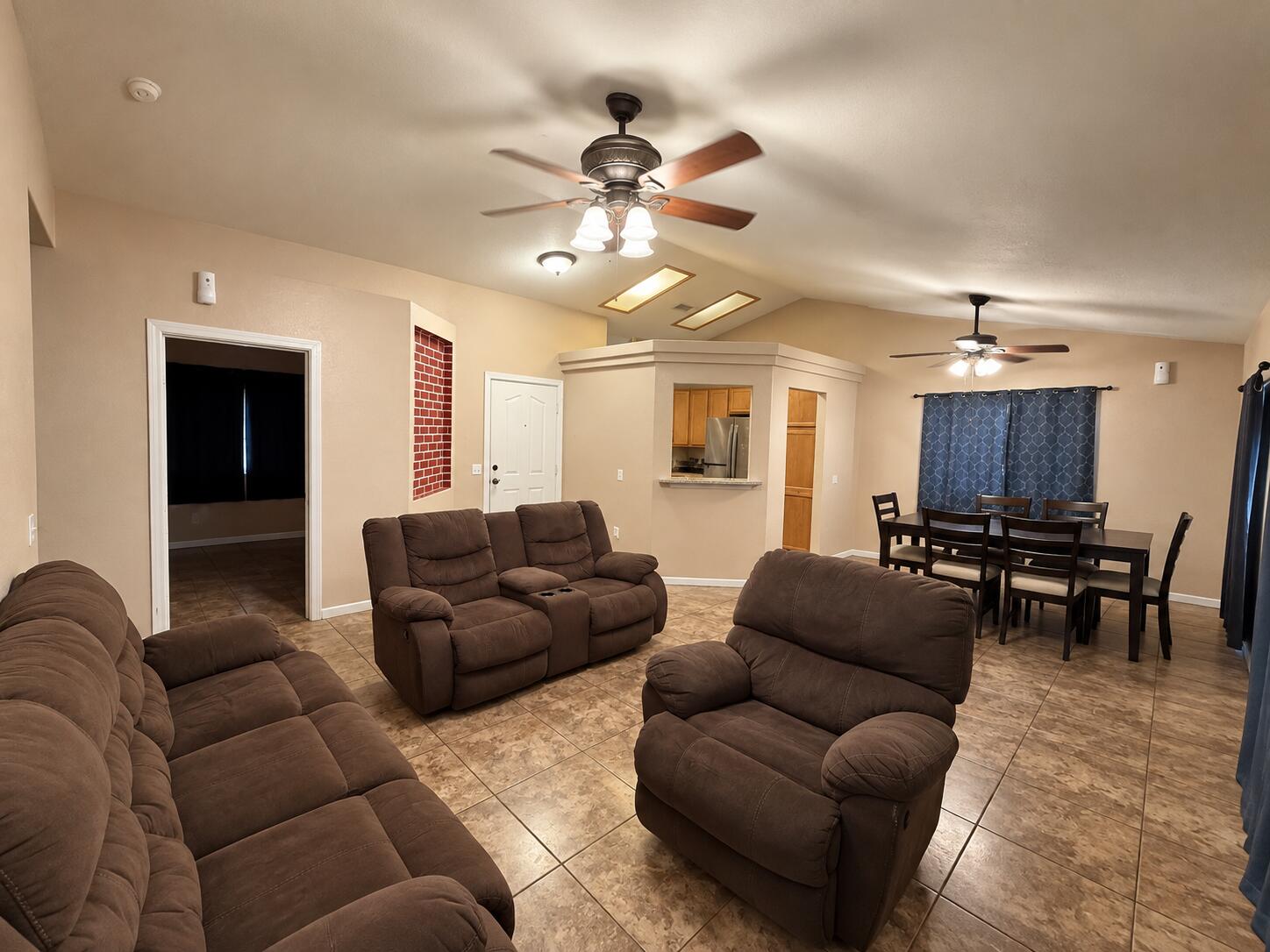 2215 Hidden Spring Blythe, CA 92225 - Photo 3 of 19 CA5E0B3B-6415-41CB-835D-FDB6339E1A31