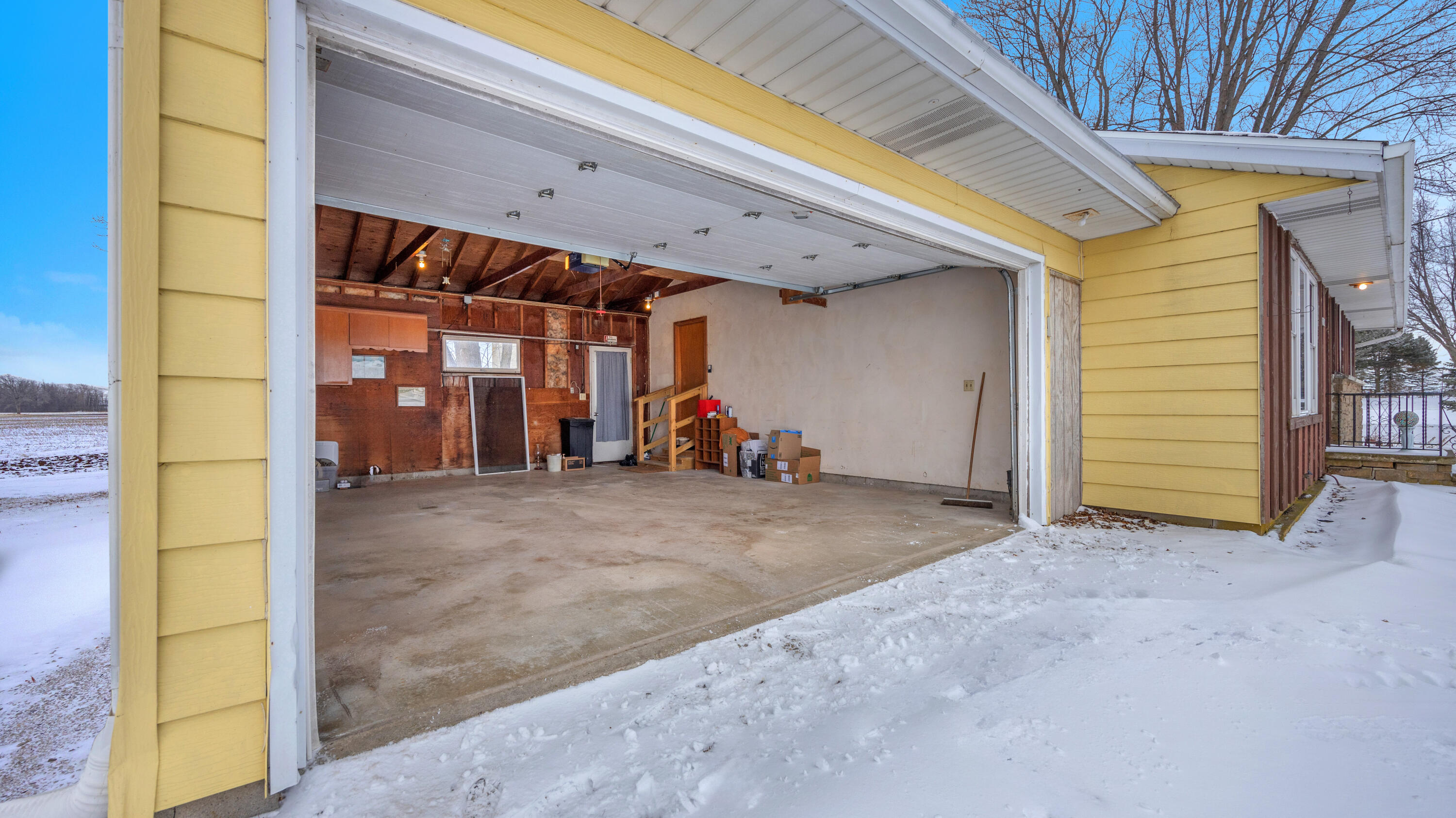 W3121 Faro Springs Road Hilbert, WI 54129 - Photo 24 of 34 Garage 1