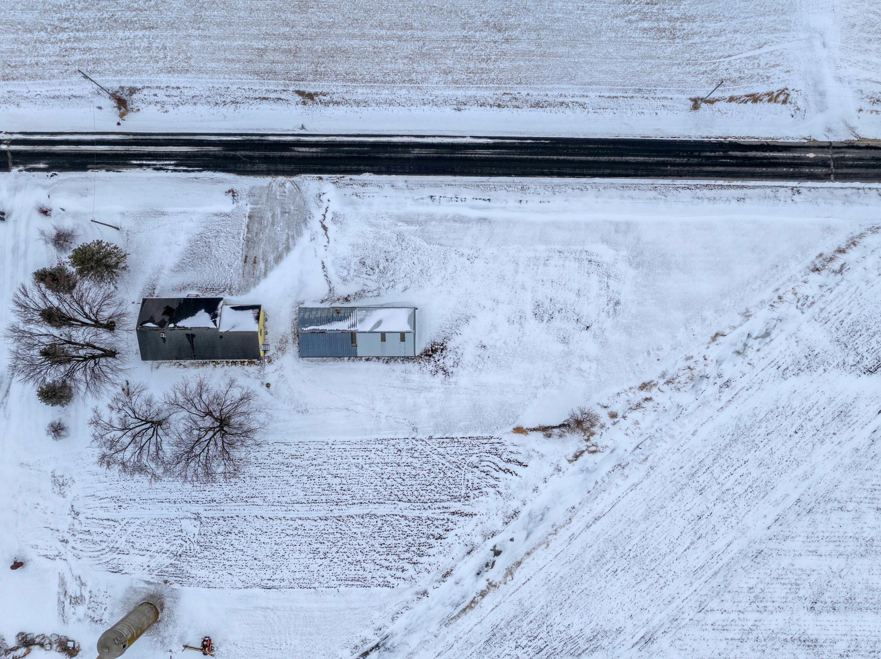 W3121 Faro Springs Road Hilbert, WI 54129 - Photo 27 of 34 Birdseye Aerial 1-2