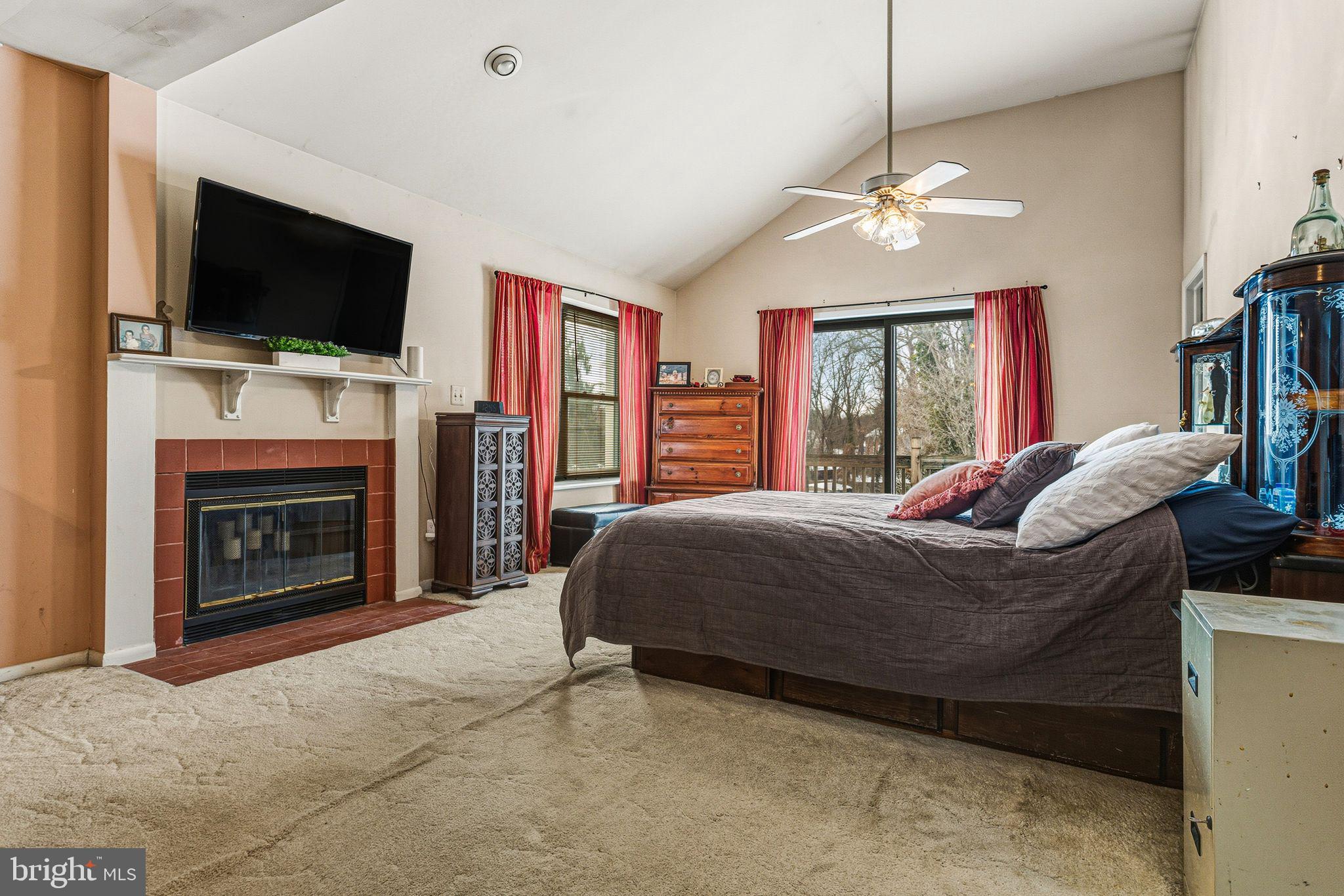 1273 Quarry Commons Drive Yardley, PA 19067 - Photo 32 of 48 Primary bedroom