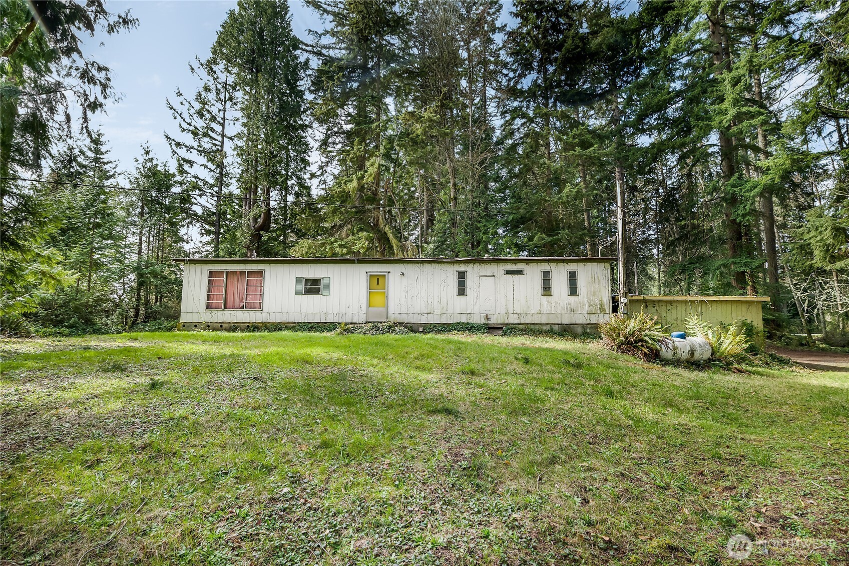 29620 Parcells Road Northeast Kingston, WA 98346 - Photo 9 of 27 Gallery Image 9
