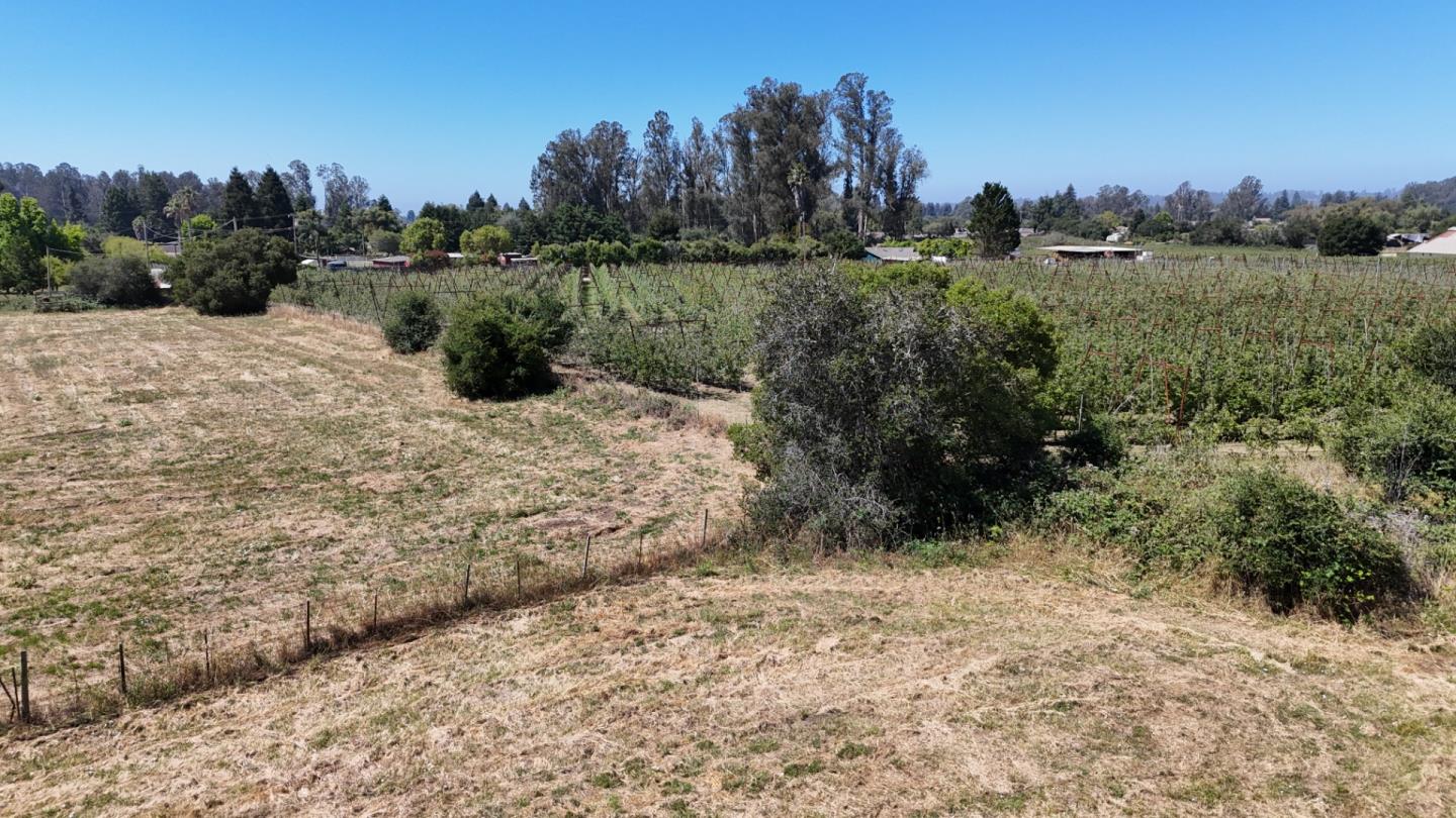 897 Green Valley Road Watsonville, CA 95076 - Photo 28 of 33