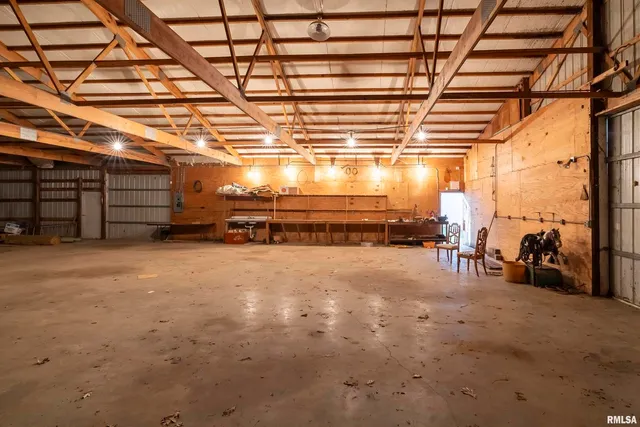 $329,000 | 1250 East Park Street, Carbondale, IL 62901