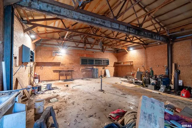 $329,000 | 1250 East Park Street, Carbondale, IL 62901