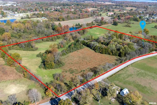 $329,000 | 1250 East Park Street, Carbondale, IL 62901