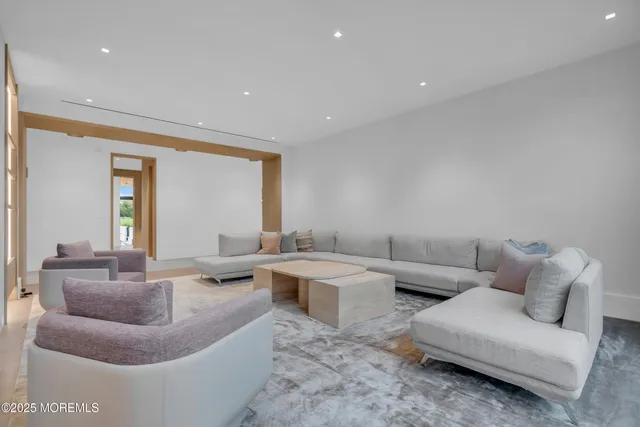 $12,000,000 | 2 Jim Lynch Drive, Elberon, NJ 07740