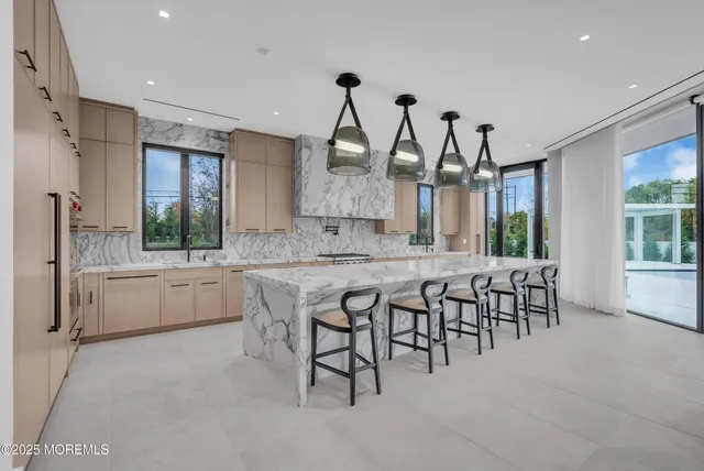 $12,000,000 | 2 Jim Lynch Drive, Elberon, NJ 07740