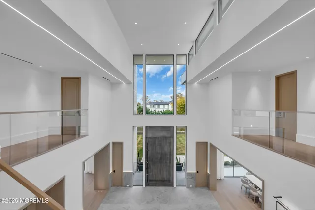 $12,000,000 | 2 Jim Lynch Drive, Elberon, NJ 07740