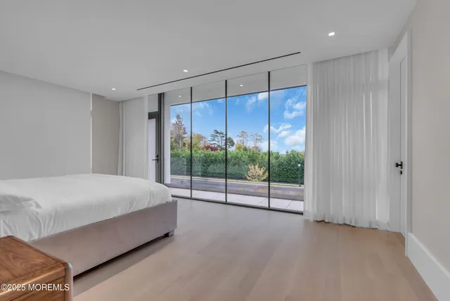 $12,000,000 | 2 Jim Lynch Drive, Elberon, NJ 07740