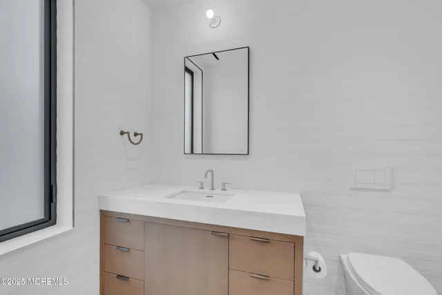 $12,000,000 | 2 Jim Lynch Drive, Elberon, NJ 07740