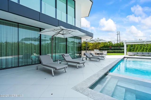 $12,000,000 | 2 Jim Lynch Drive, Elberon, NJ 07740