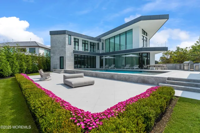 $12,000,000 | 2 Jim Lynch Drive, Elberon, NJ 07740