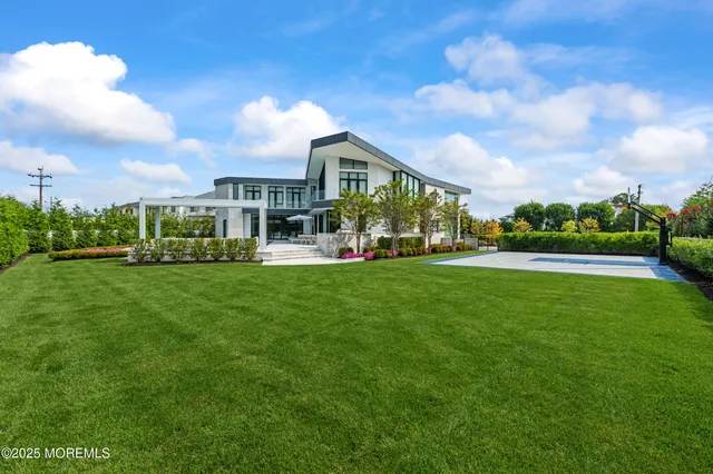 $12,000,000 | 2 Jim Lynch Drive, Elberon, NJ 07740