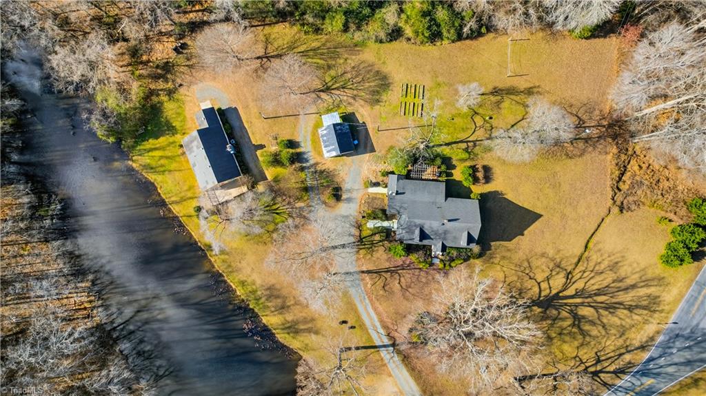 2500 Mt Hope Church Road Whitsett, NC 27377 - Photo 2 of 30