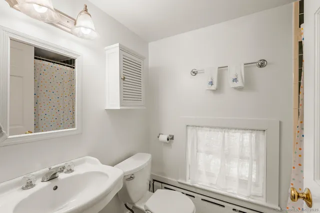 $570,000 | 2993 High Ridge Road, Stamford, CT 06903