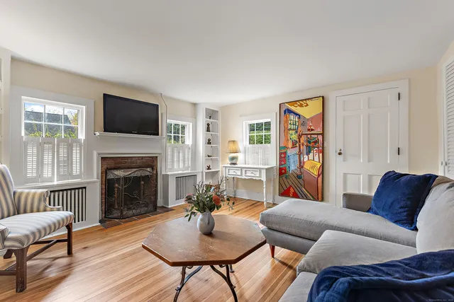 $570,000 | 2993 High Ridge Road, Stamford, CT 06903