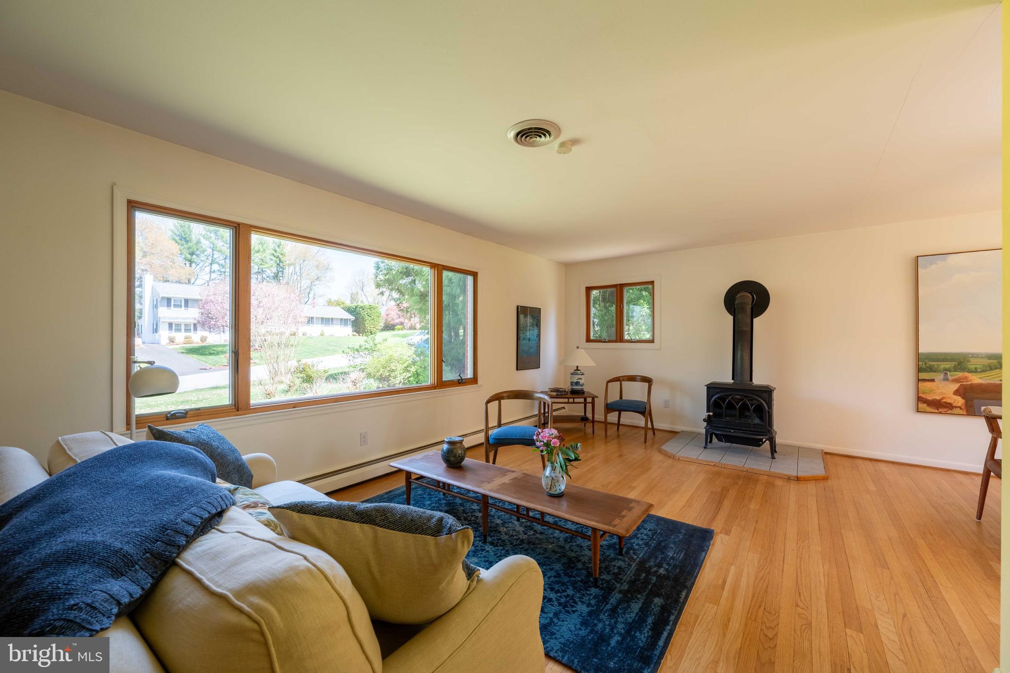 9221 Spring Valley Road Ellicott City, MD 21043 - Photo 9 of 47 a living room with furniture and a large window