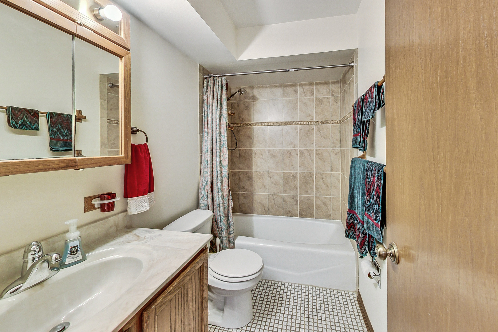 1907 West Golf Road, Unit 3B Mount Prospect, IL 60056 - Photo 14 of 17 Gallery Image 14