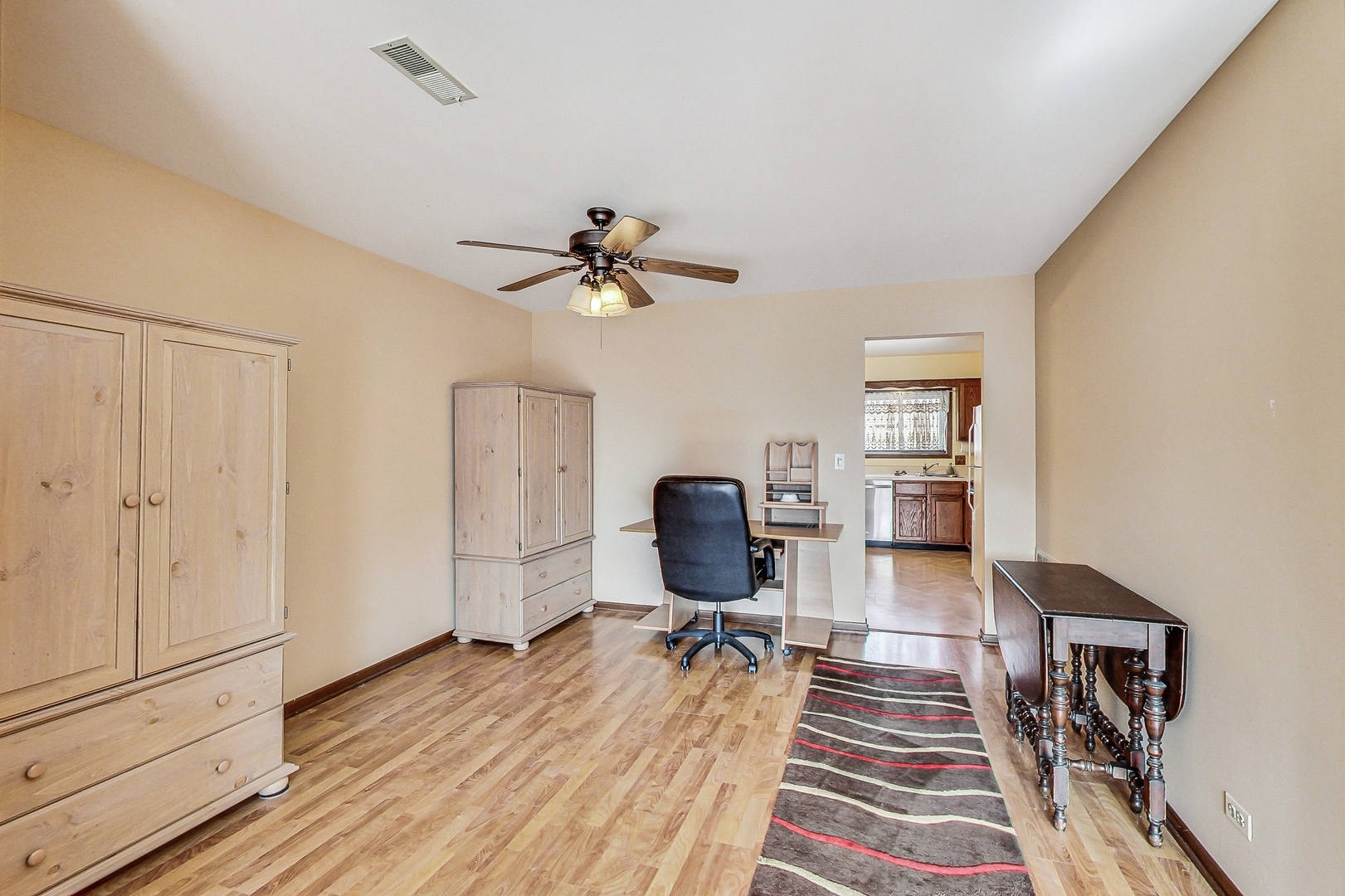 1907 West Golf Road, Unit 3B Mount Prospect, IL 60056 - Photo 5 of 17 Gallery Image 5